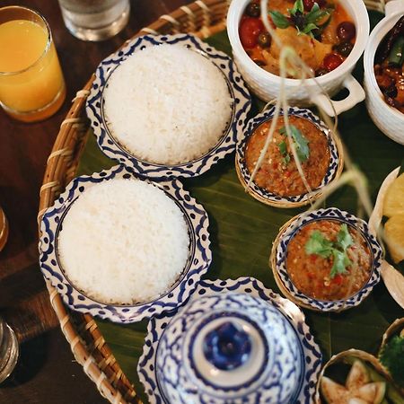 Hotel De L'Amour Sha Plus Prakhon Chai Ngoại thất bức ảnh