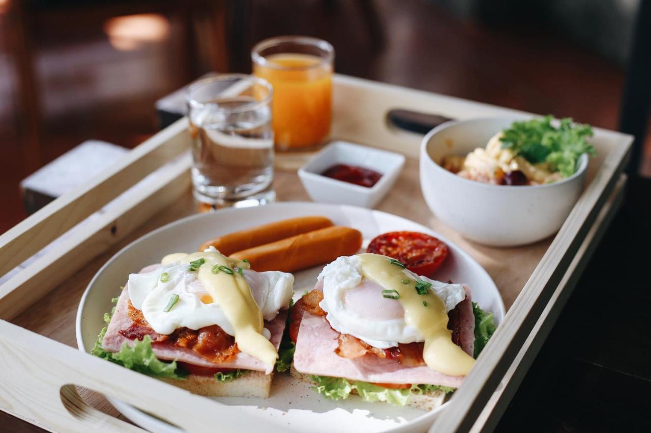 Hotel De L'Amour Sha Plus Prakhon Chai Ngoại thất bức ảnh