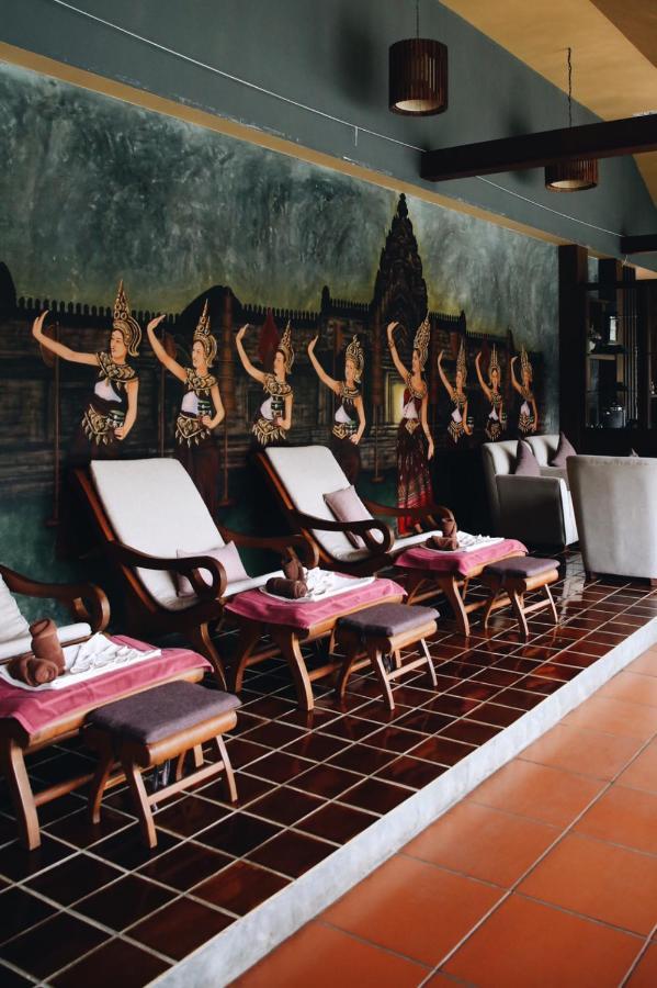 Hotel De L'Amour Sha Plus Prakhon Chai Ngoại thất bức ảnh