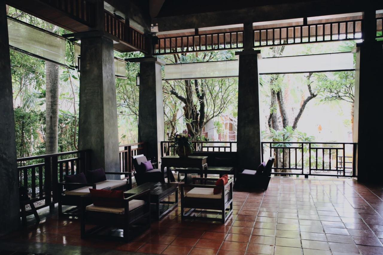 Hotel De L'Amour Sha Plus Prakhon Chai Ngoại thất bức ảnh