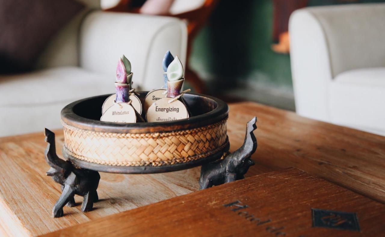 Hotel De L'Amour Sha Plus Prakhon Chai Ngoại thất bức ảnh