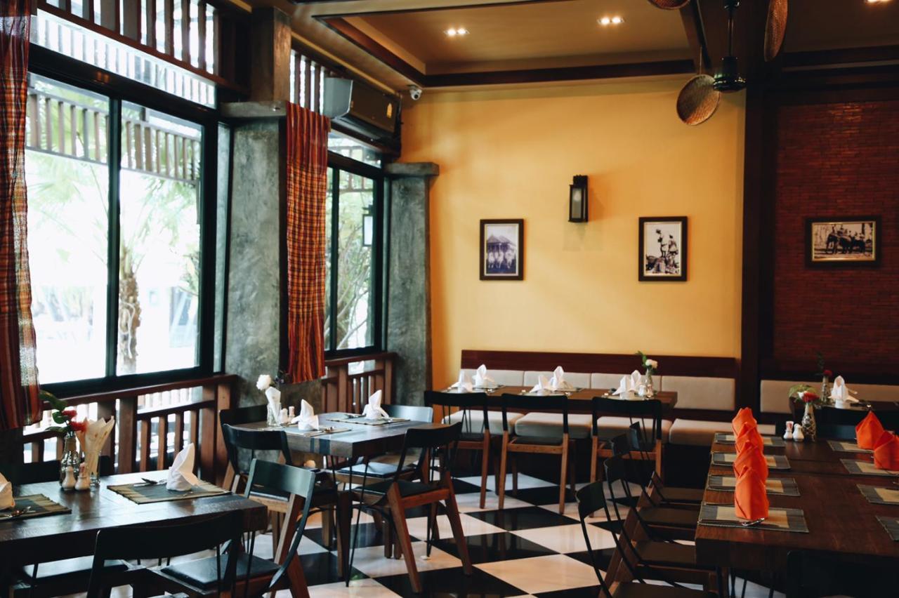 Hotel De L'Amour Sha Plus Prakhon Chai Ngoại thất bức ảnh